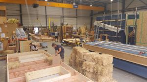 #echopaille #atelierprefabrication #construireenpaille #construisonsdifferemment